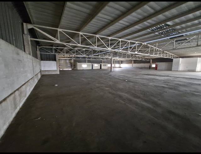 2,000M² WAREHOUSE TO LET IN BENROSE